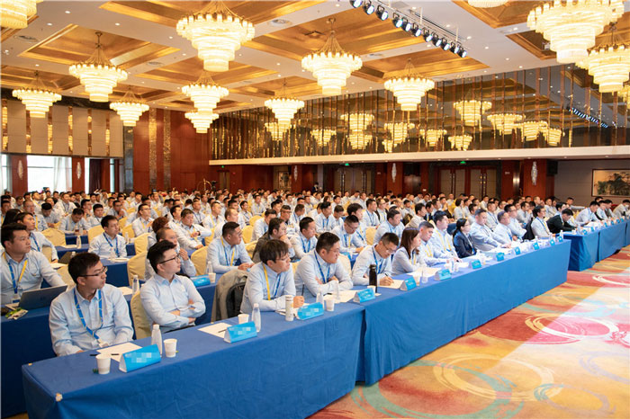 新起点、新征程、乘风破浪、砥砺前行——乐竞手机版管理层大会在南京隆重召开-1.jpg